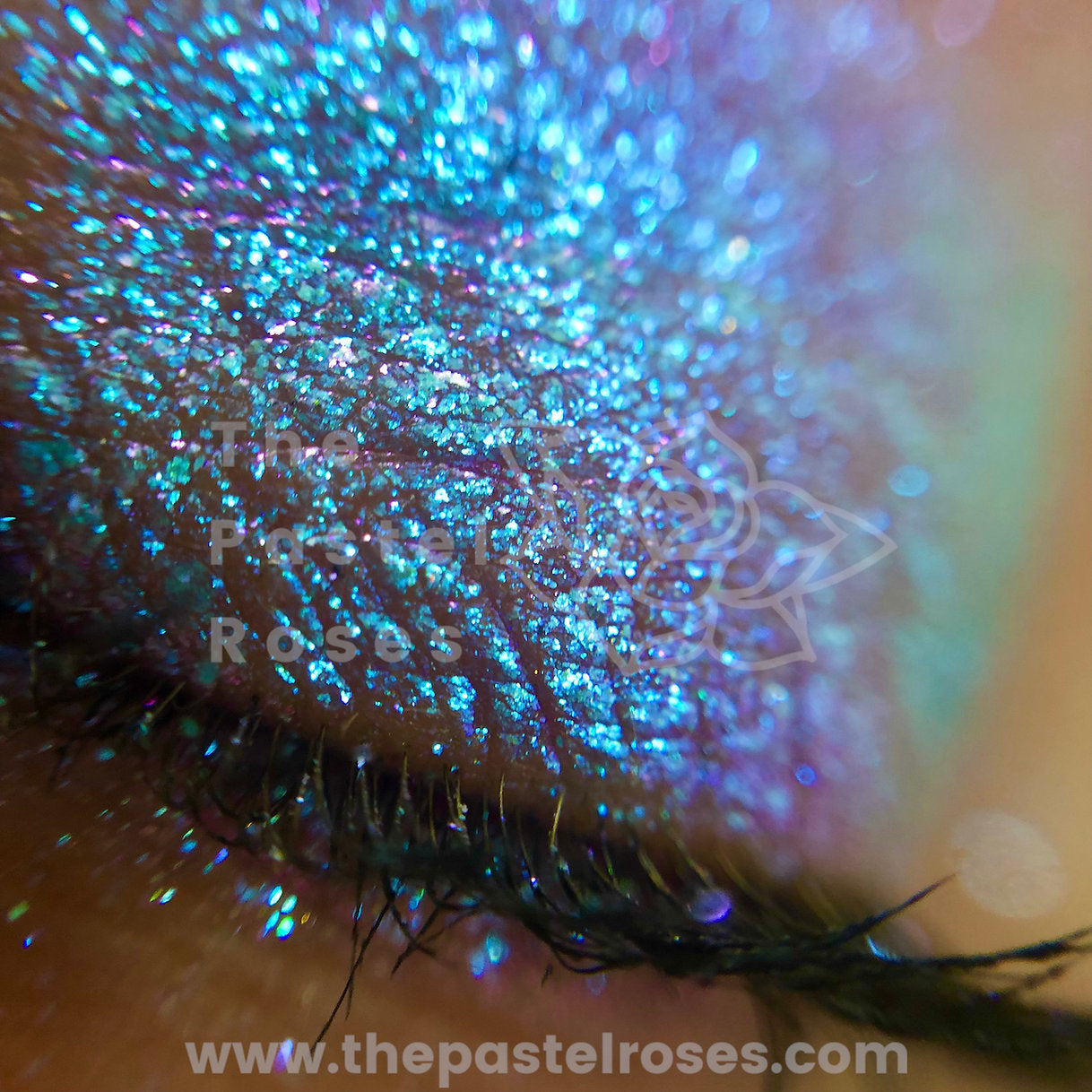 Marooned - Pressed Duo-Chrome Eyeshadow (PRE-ORDER)