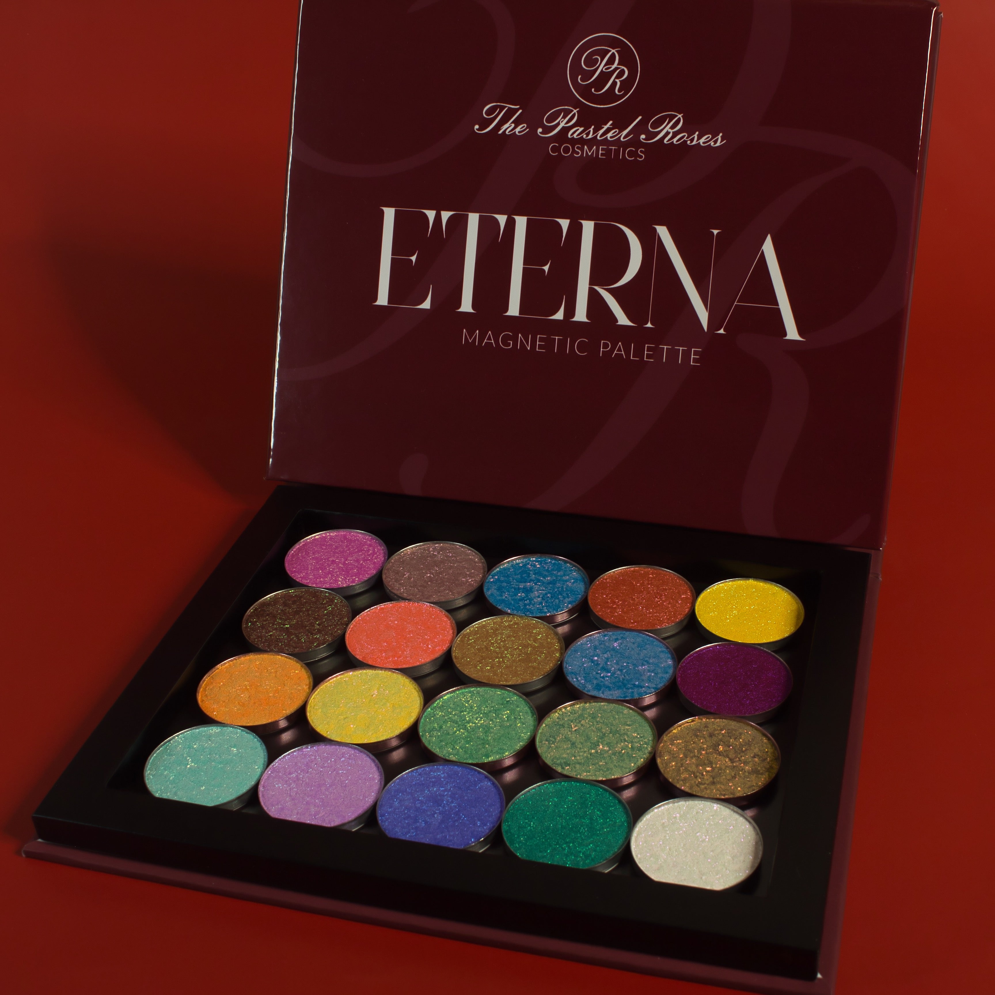 ETERNA – Paleta magnetyczna na 20 cieni prasowanych (PRE-ORDER)