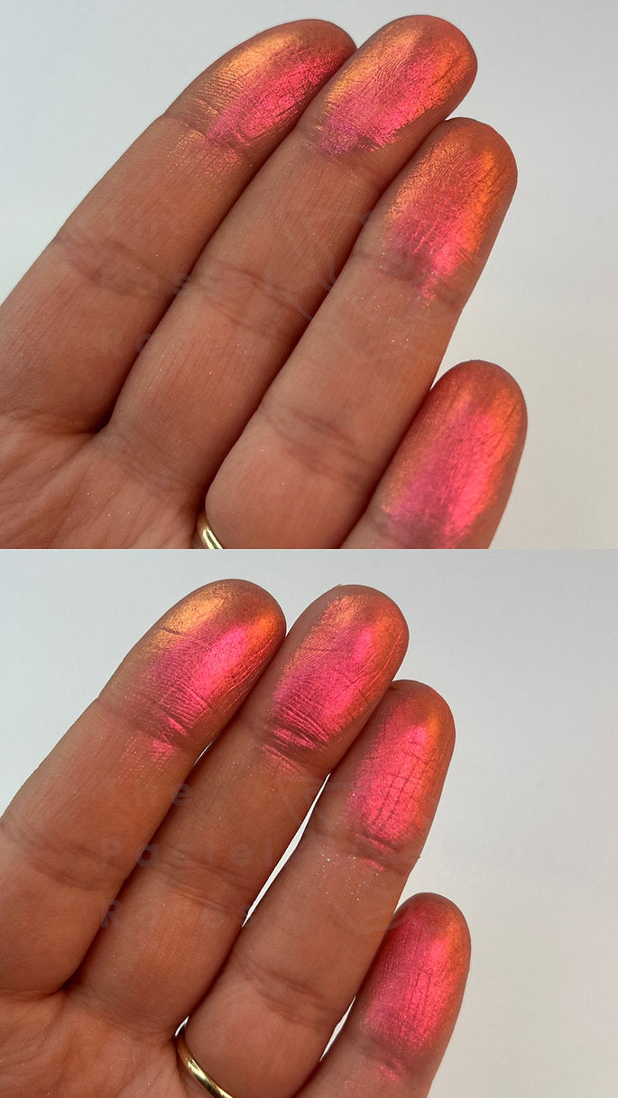 Electric Dream - Multi-Chrome Pressed Eyeshadow