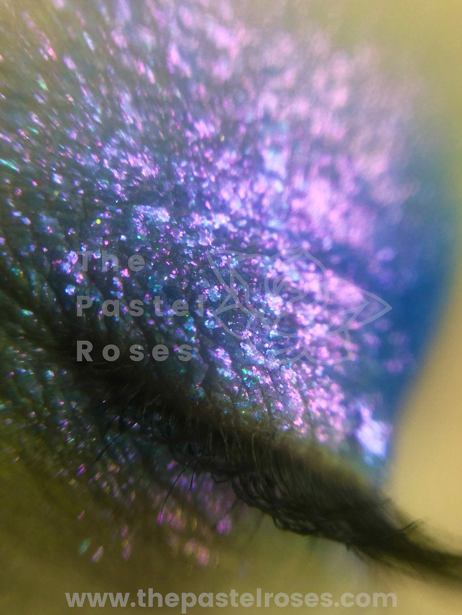 Retrograde - Multi-Chrome Pressed Eyeshadow