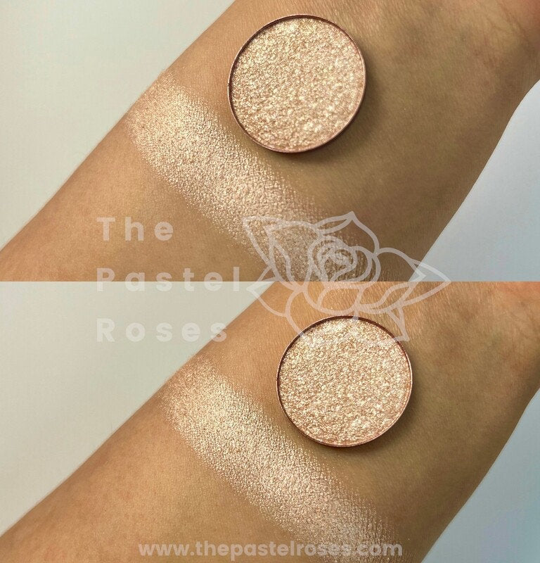 Champagne - Metallic Eyeshadow