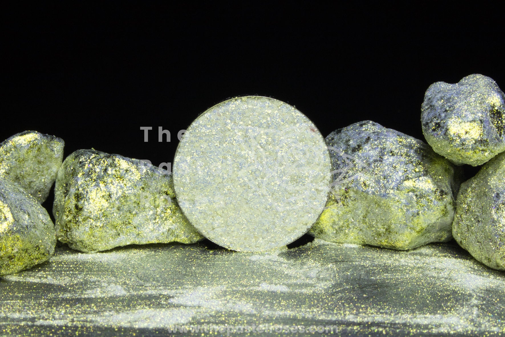 Aura - Holographic Eyeshadow