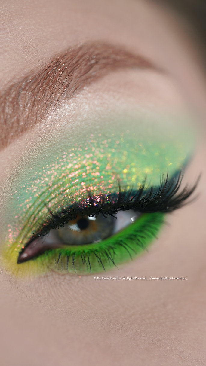 Dragonfly - Multi-Chrome Pressed Eye Shadow