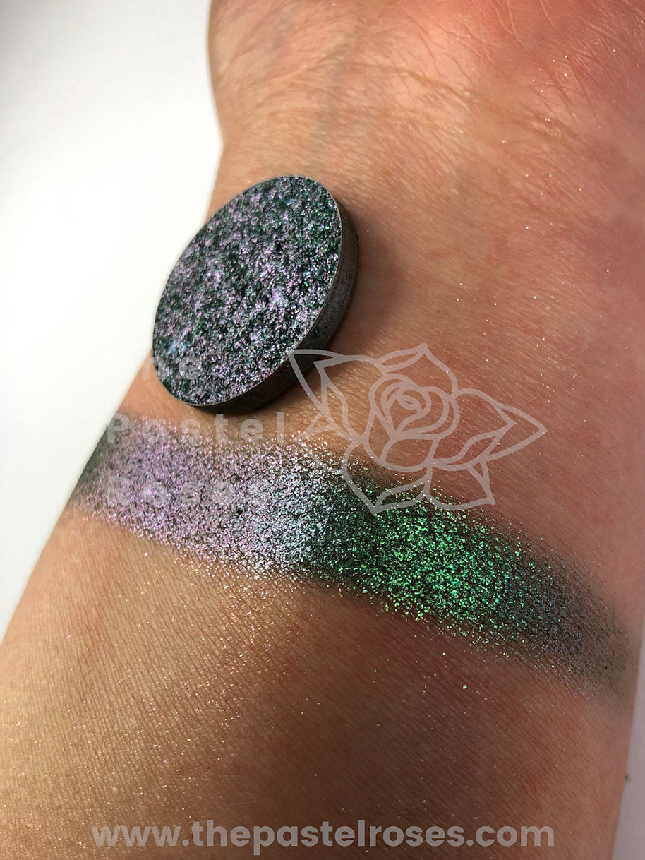 Cat's Eye - Pressed Duo-Chrome Eye Shadow