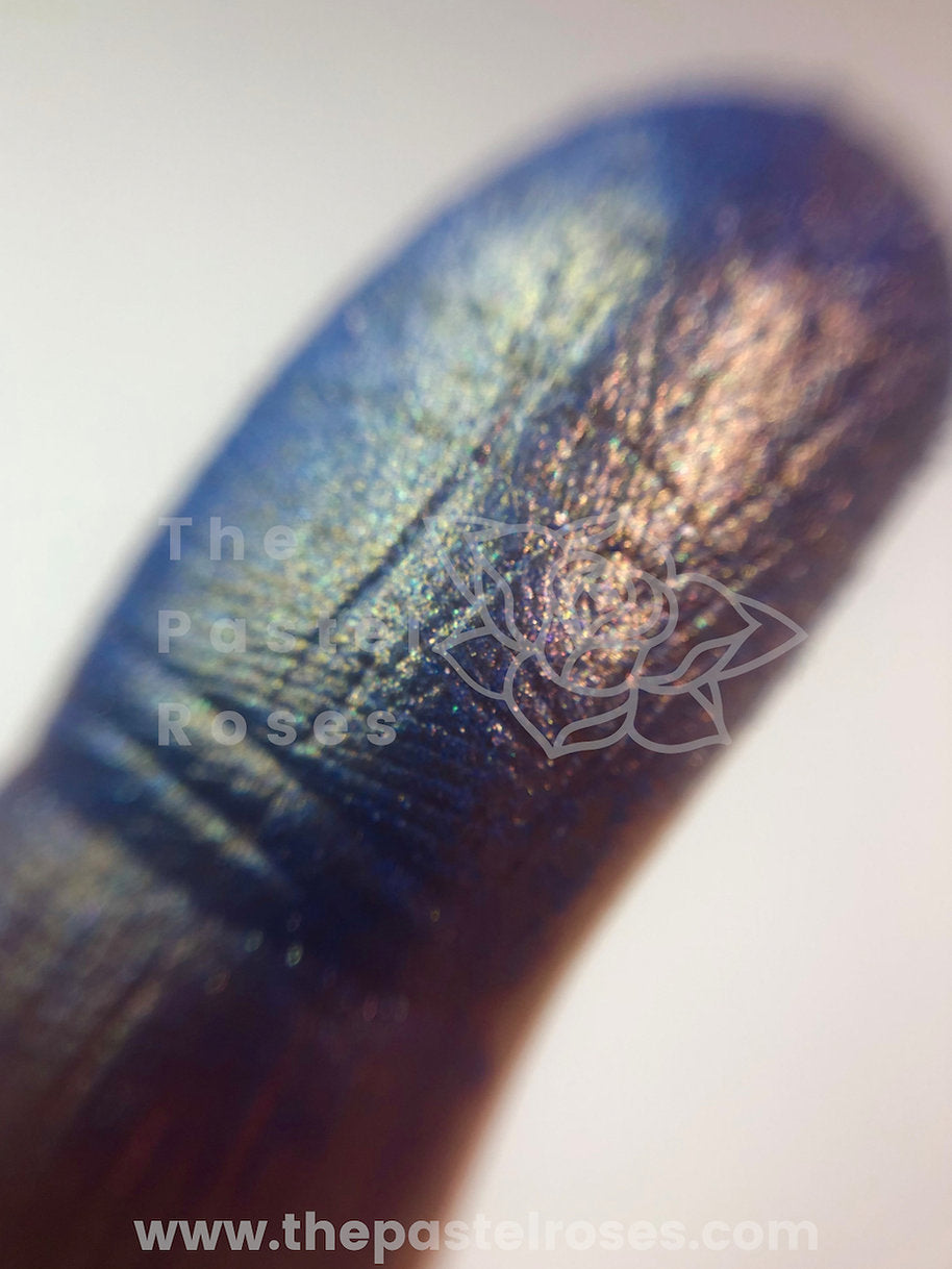 Blue Aster - Metallic Eyeshadow