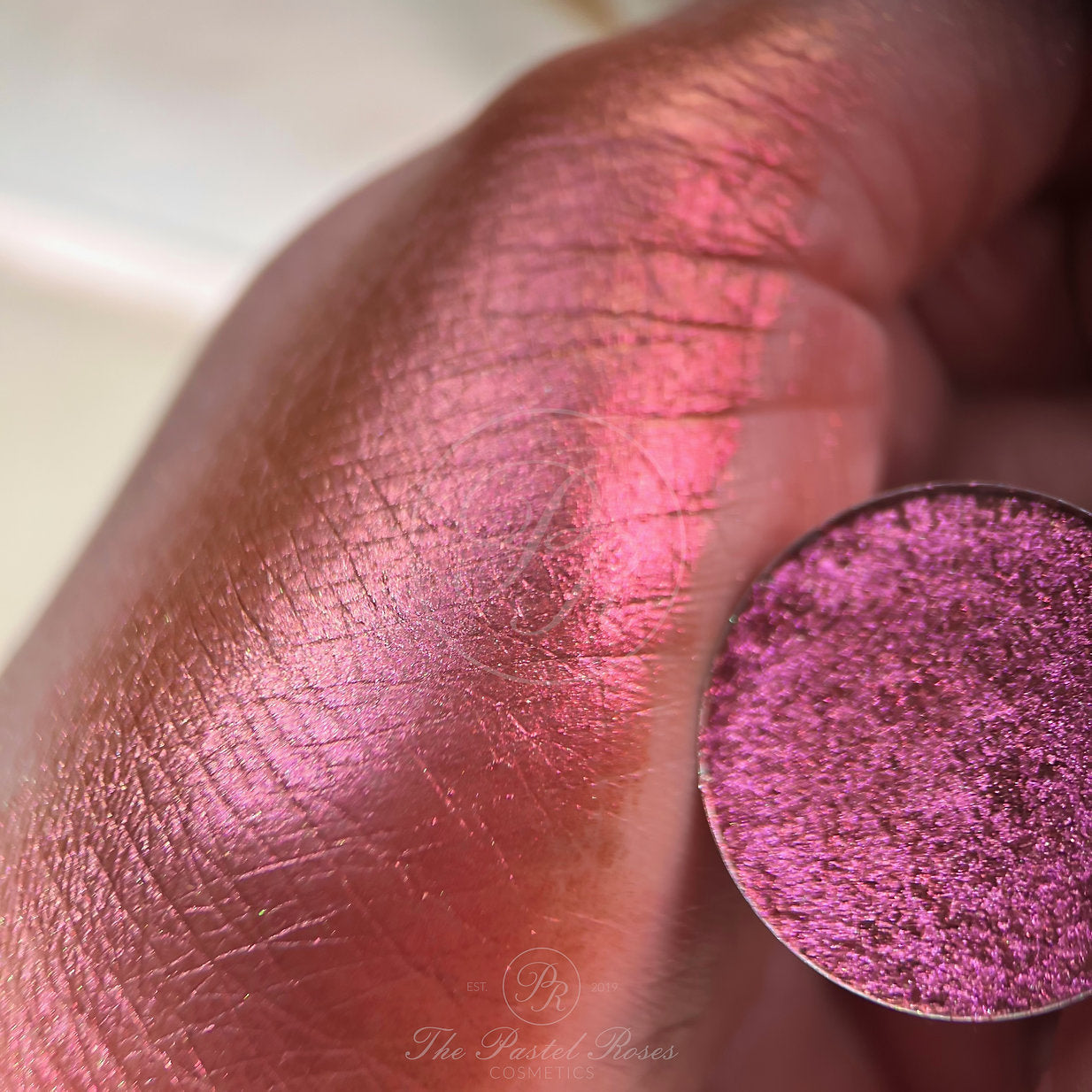 Venus - Pressed Duo-Chrome Eyeshadow