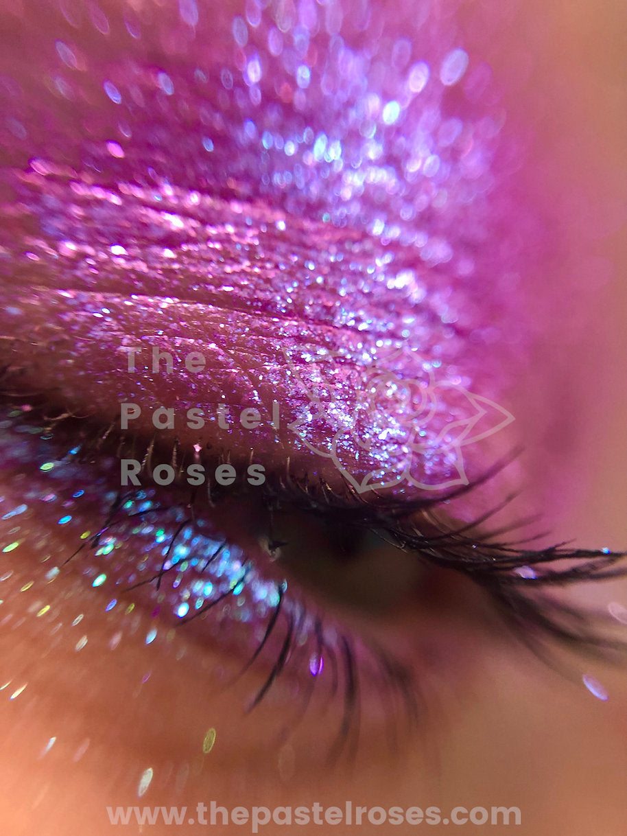 Lilac - Pressed Duo-Chrome Eyeshadow