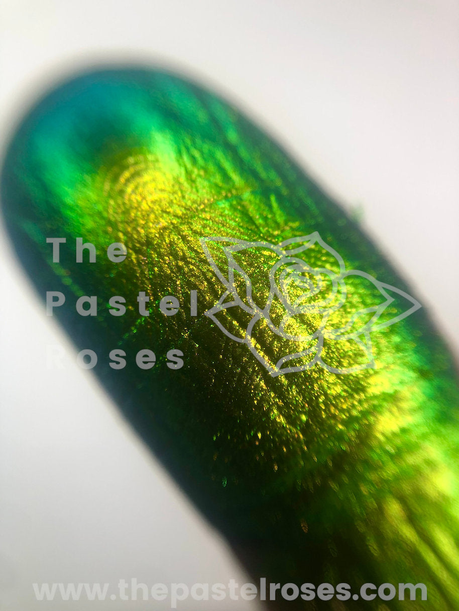 Simulation - Multi-Chrome Pressed Eyeshadow