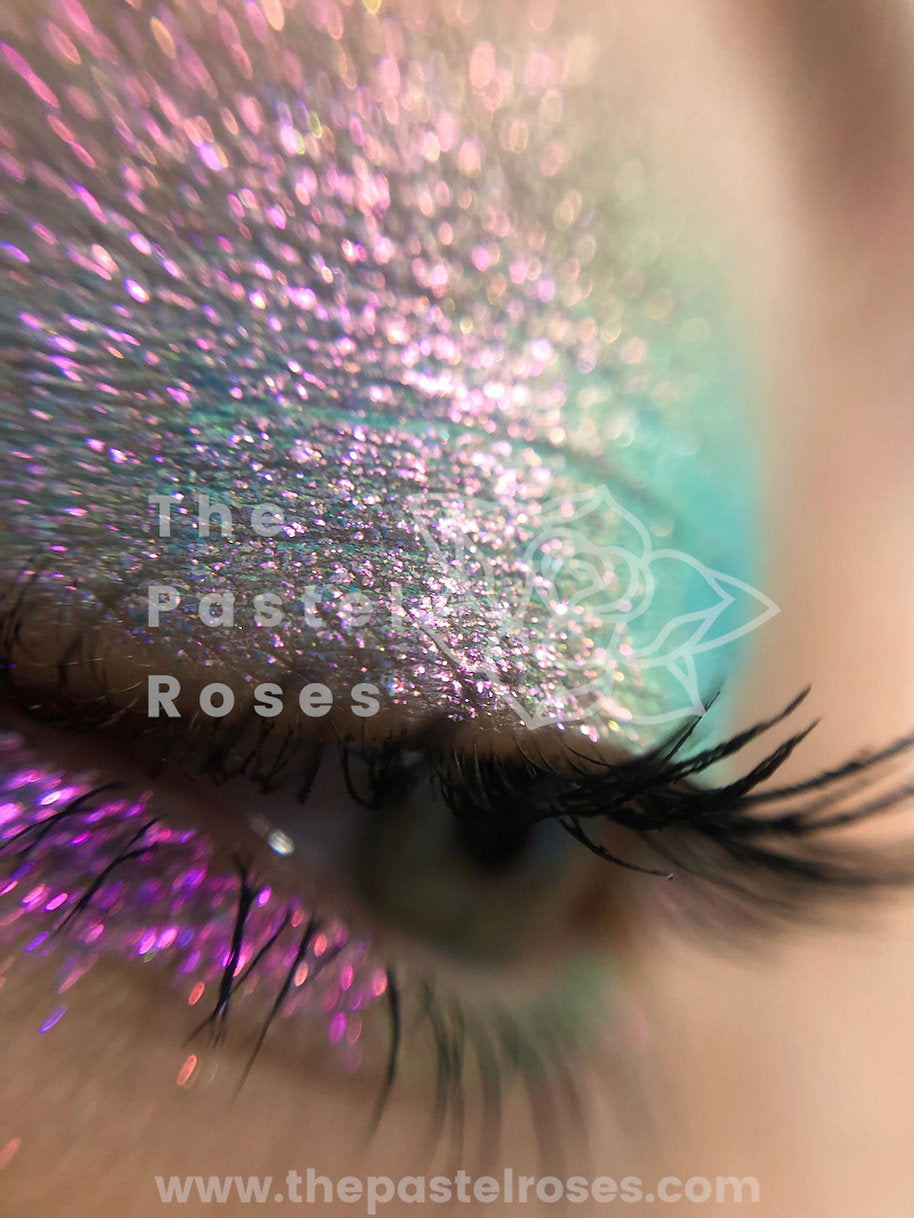 Comet - Multi-Chrome Pressed Eyeshadow