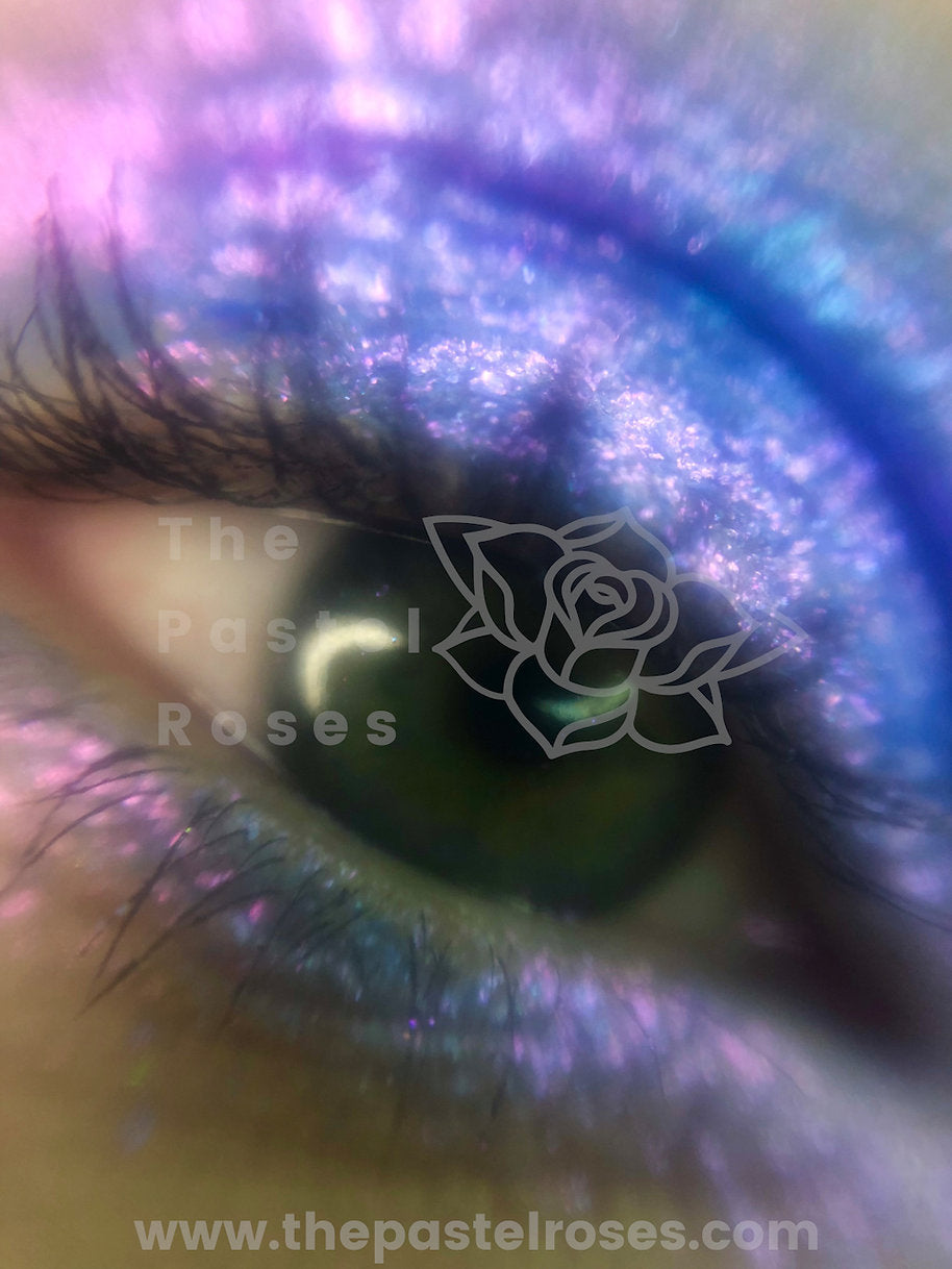 Retrograde - Multi-Chrome Pressed Eyeshadow