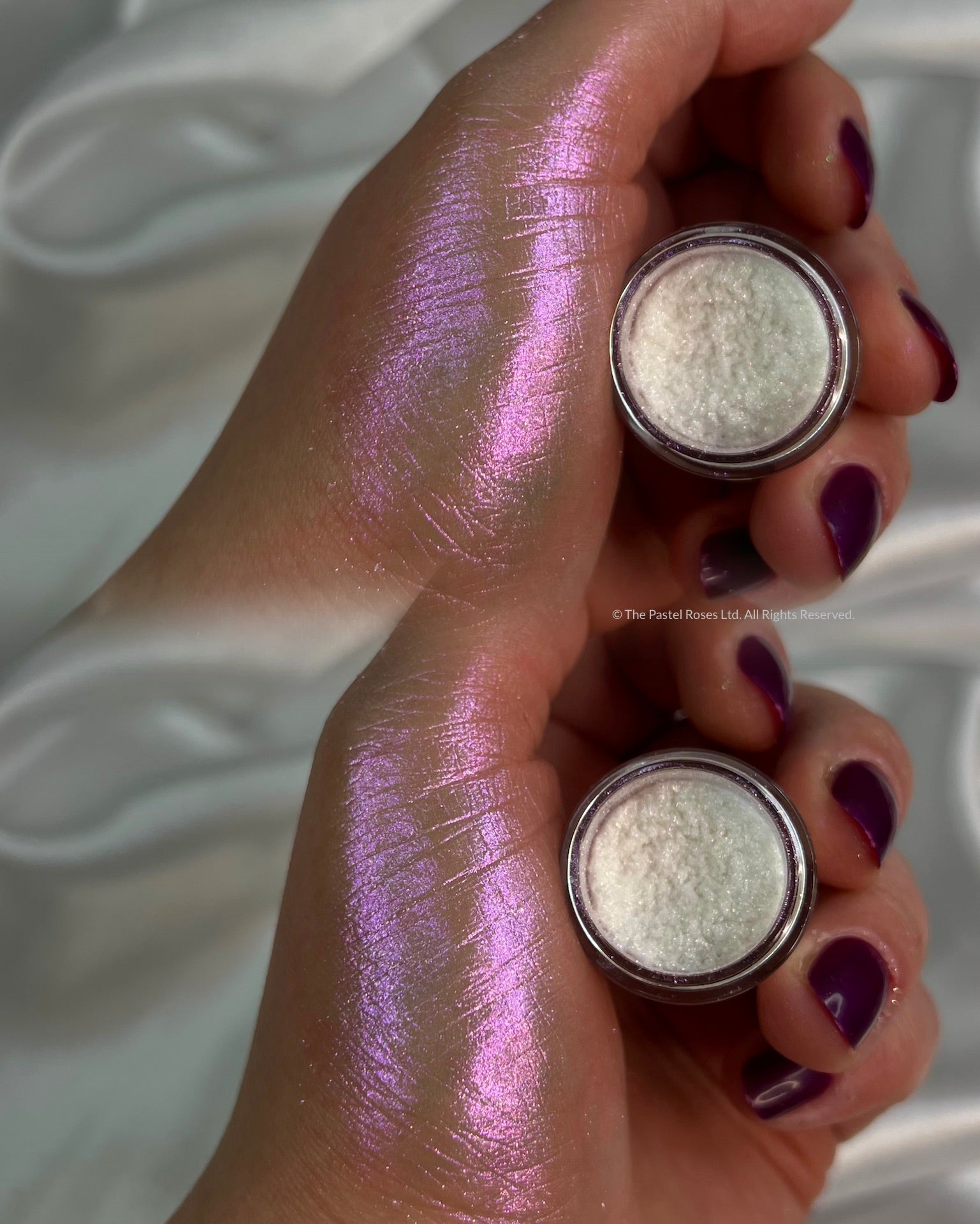 Angel Dust - Sypki cień do powiek