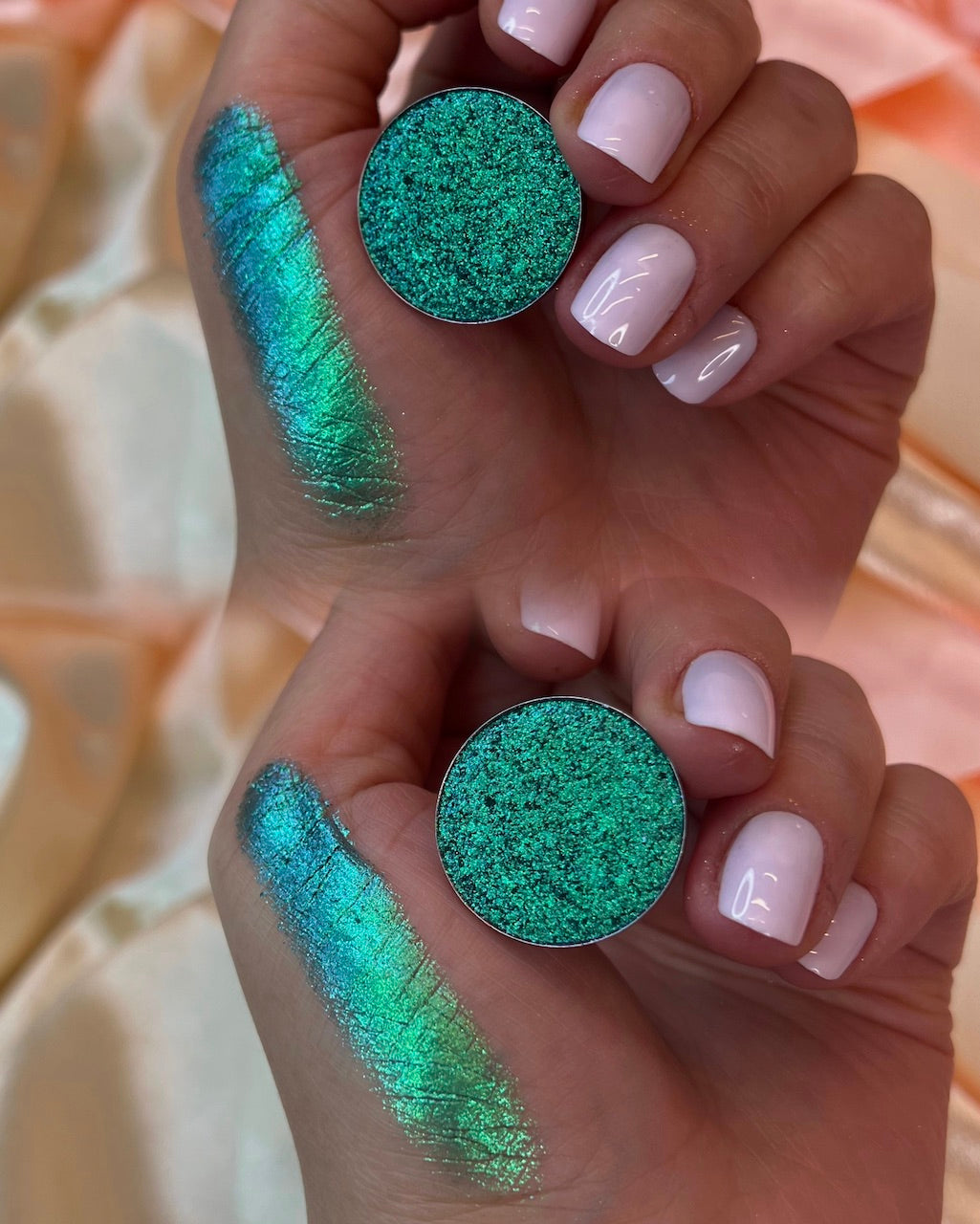 Emerald - Pressed Duo-Chrome Eyeshadow