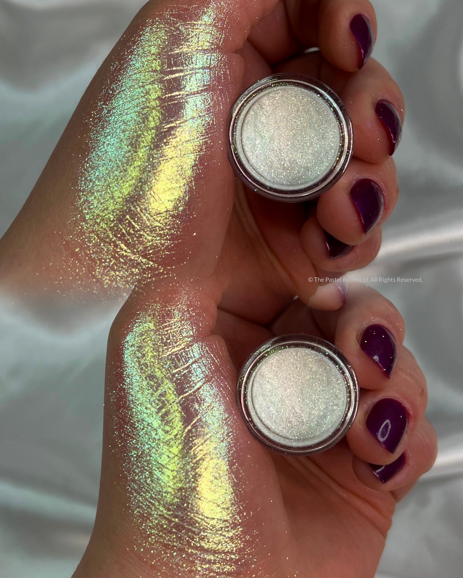 Galaxy Glow - Sypki cień do powiek