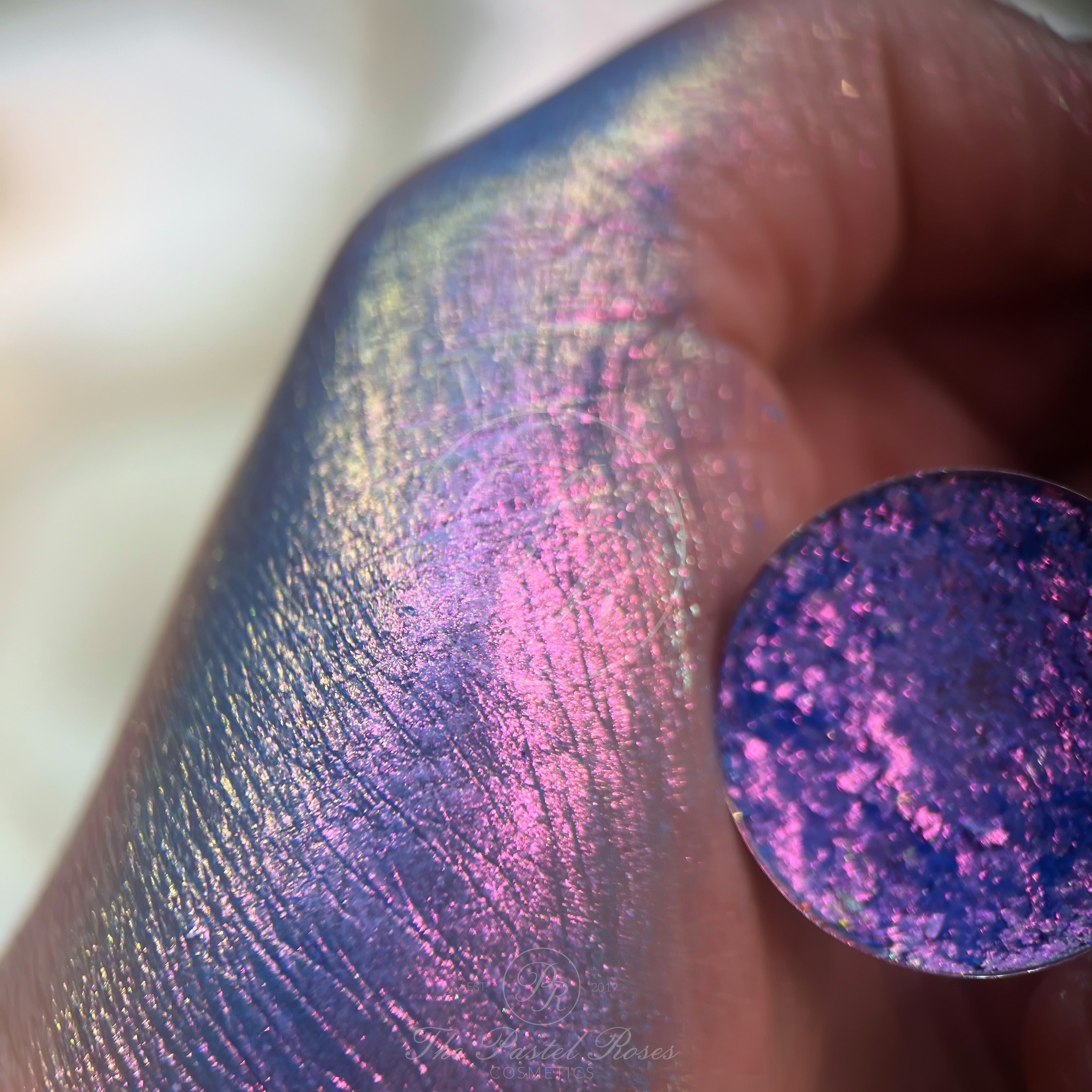 Purple Magic - Prasowany cień do powiek Multi-Chrome