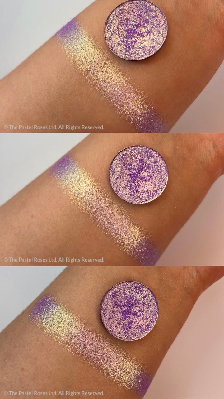 Very Peri - Pressed Duo-Chrome Eyeshadow